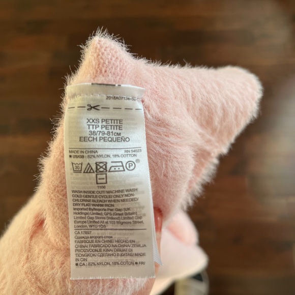 Banana Republic Fuzzy Pink Sweater - Picture 5 of 5